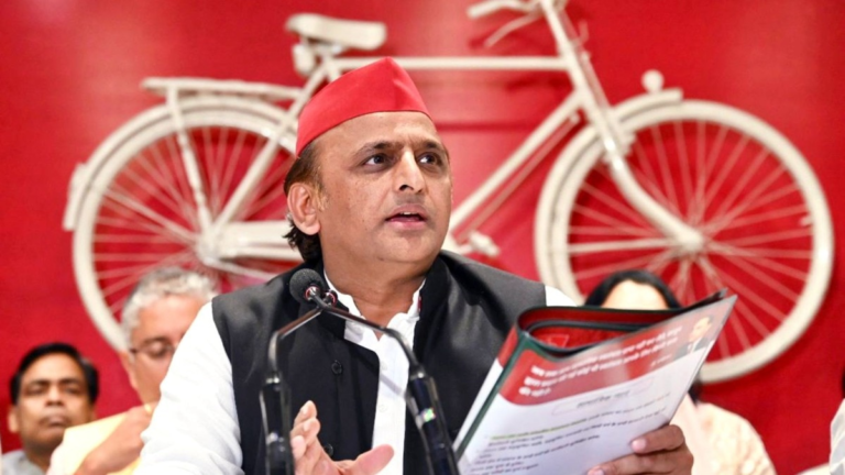 अखिलेश यादव की बेटी पर भ्रामक पोस्ट, कानपुर साइबर थाने में FIR दर्ज, 3 नामजद – AajTak