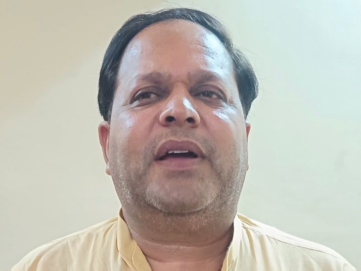 CM धामी ने गदरपुर में विधायक पांडे से मुलाकात की: बंद कमरे में 45 मिनट की चर्चा, एकजुटता का संदेश