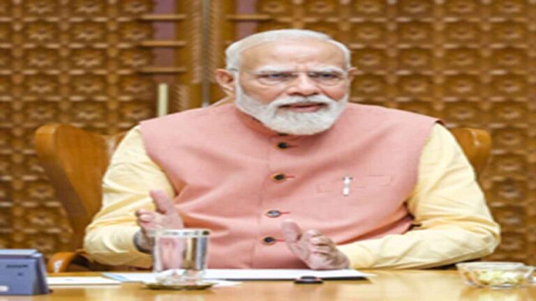 मोदी का कांग्रेस पर हमला