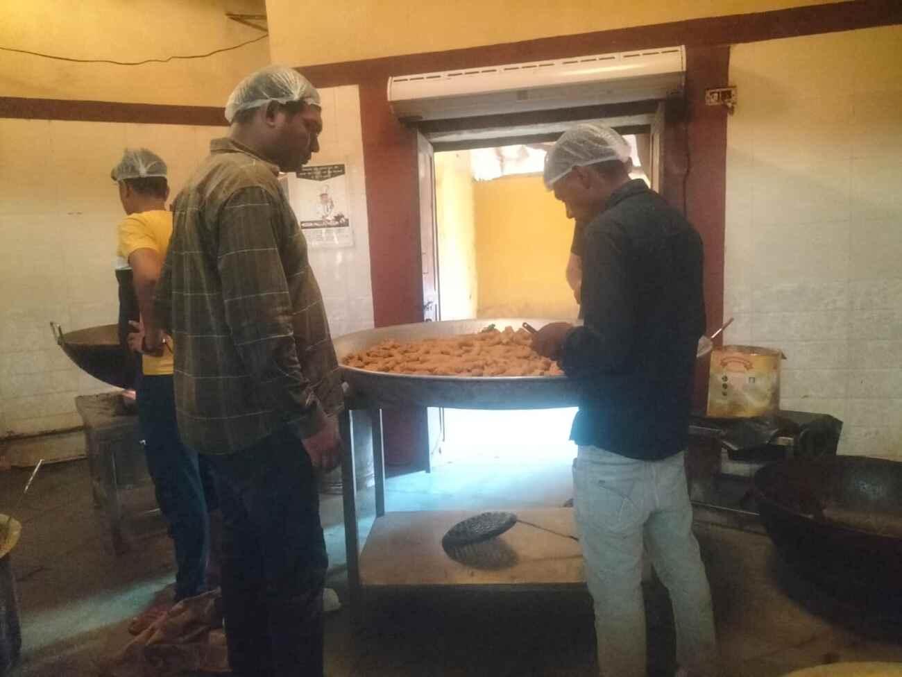 Chokhi Dhani Jaipur food department raid team